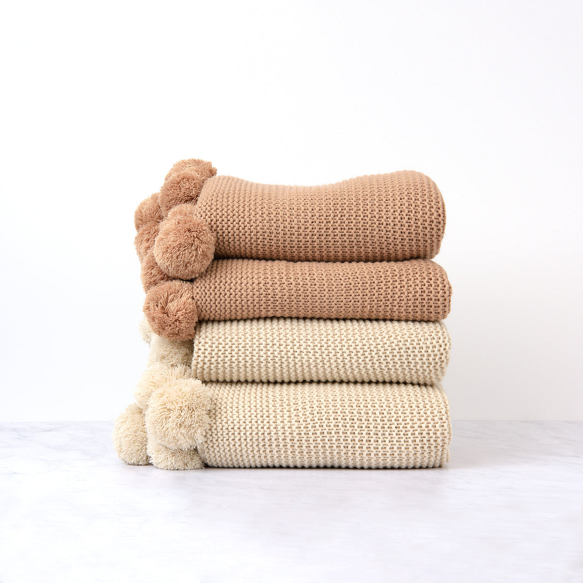 Bolme Throw