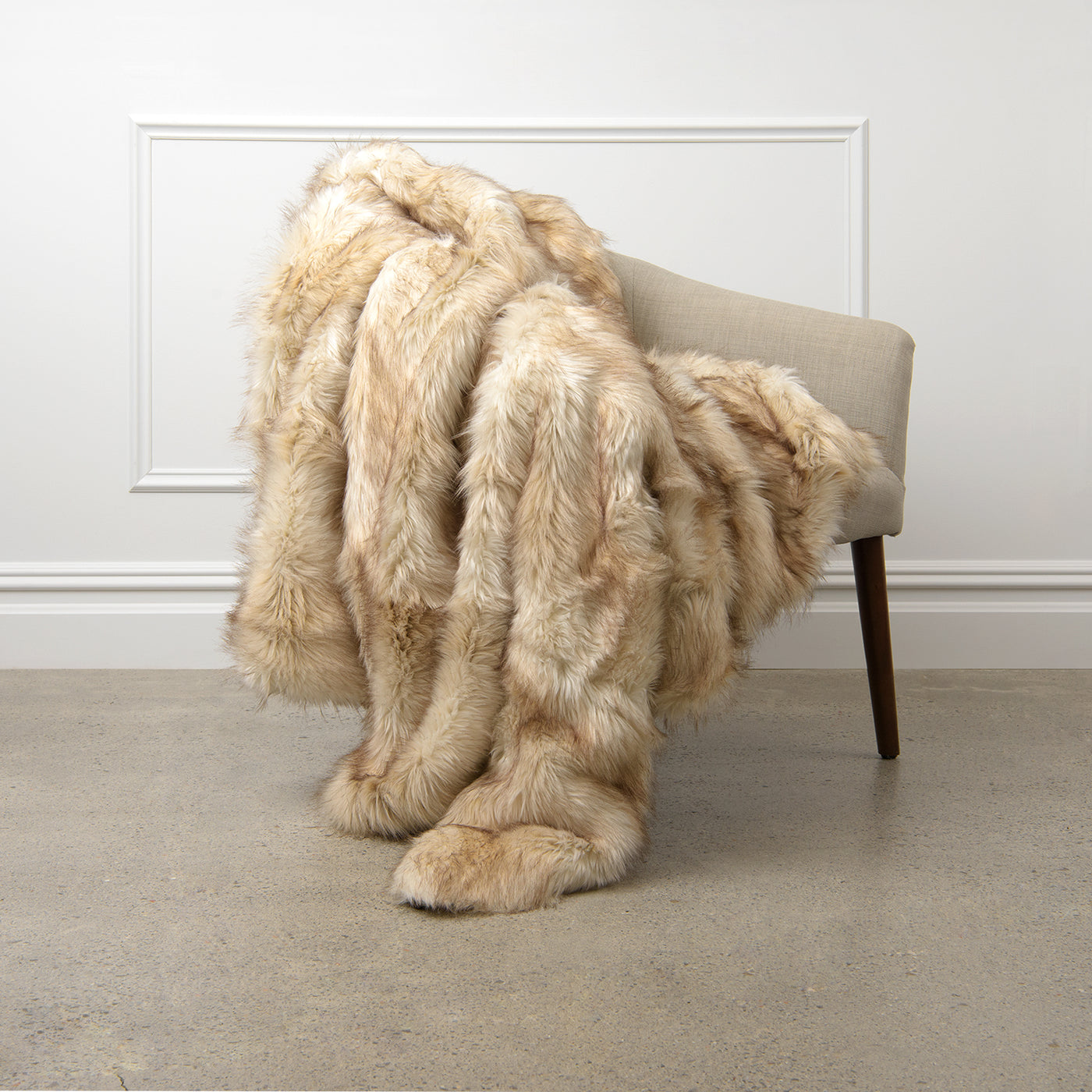 Faux Fur Throw - Champagne Fox
