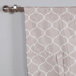 Quatrefoil Blackout Shade