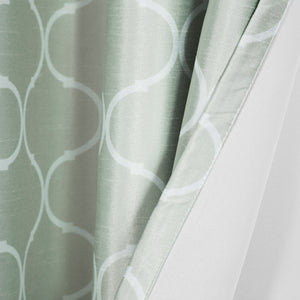 Quatrefoil Blackout Shade
