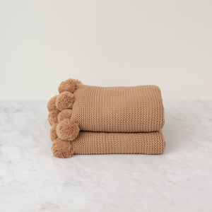 Bolme Throw