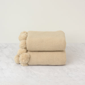 Bolme Throw